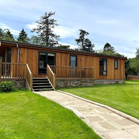 Skyline Lodge Loch Lomond Castle Lodges 巴洛赫 外观 照片
