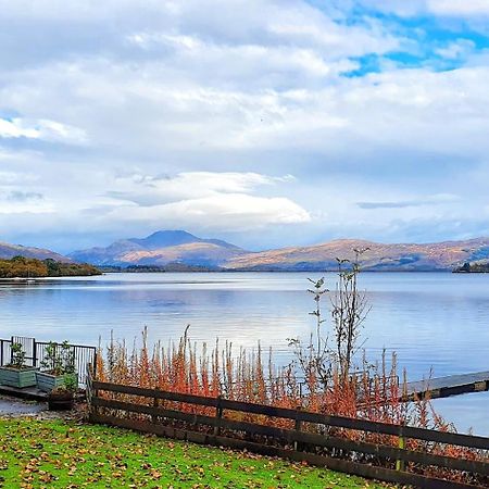 Skyline Lodge Loch Lomond Castle Lodges 巴洛赫 外观 照片